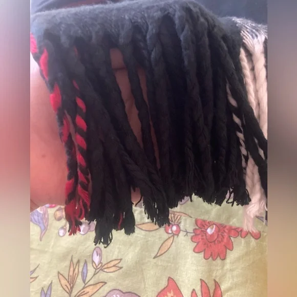 Burberry Authentic lambswool shawl - Picture 4 of 4